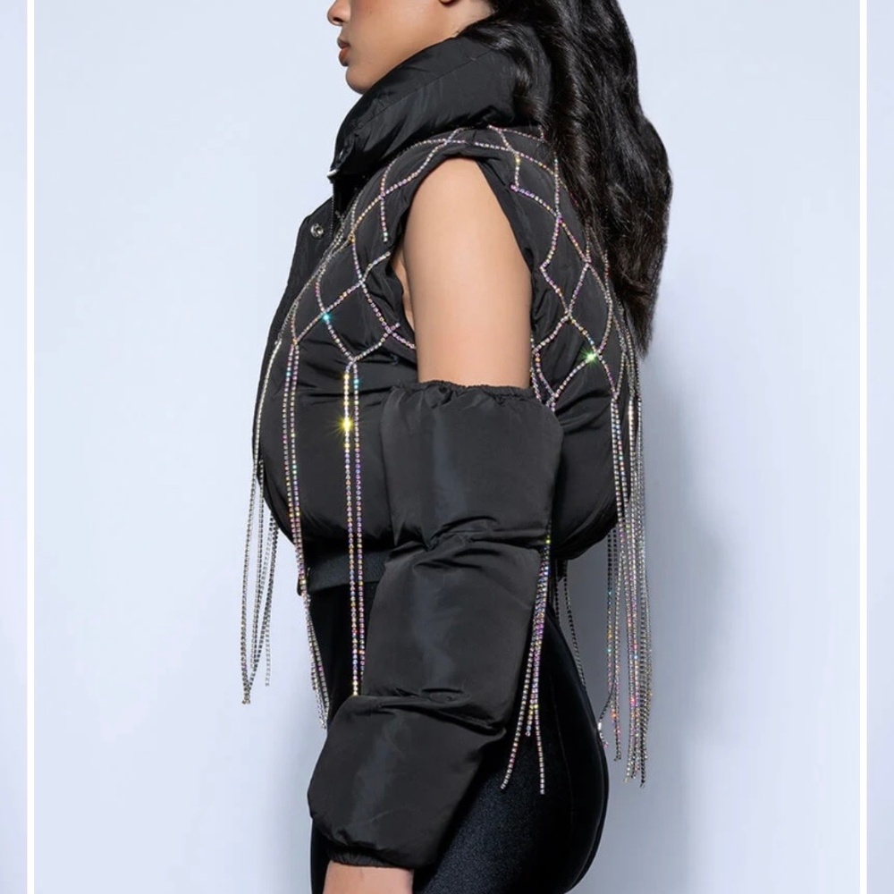 AKIRA Black Cold-Shoulder Puffer Coat With Iridescent Rhinestones Size M - Picture 15 of 16